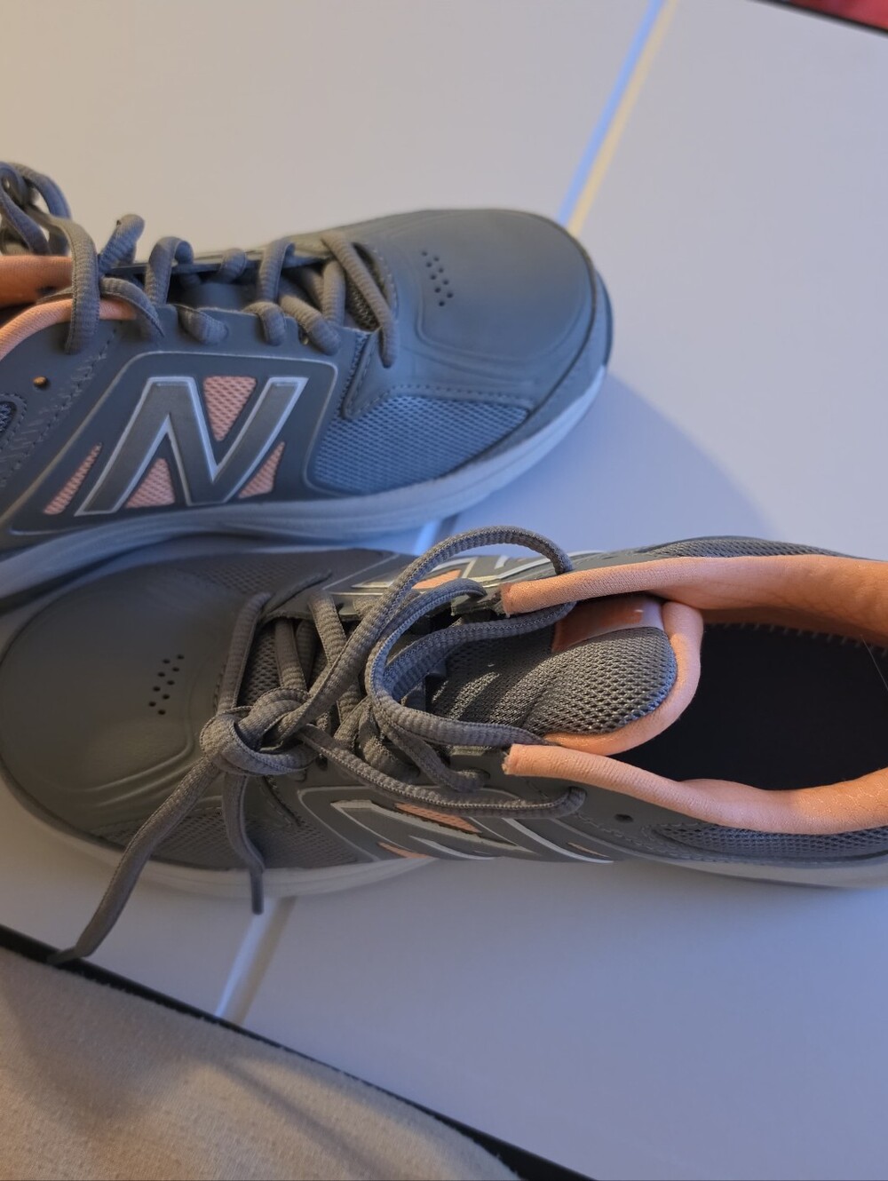 New Balance Women's Gray & Peach Athletic Sneakers